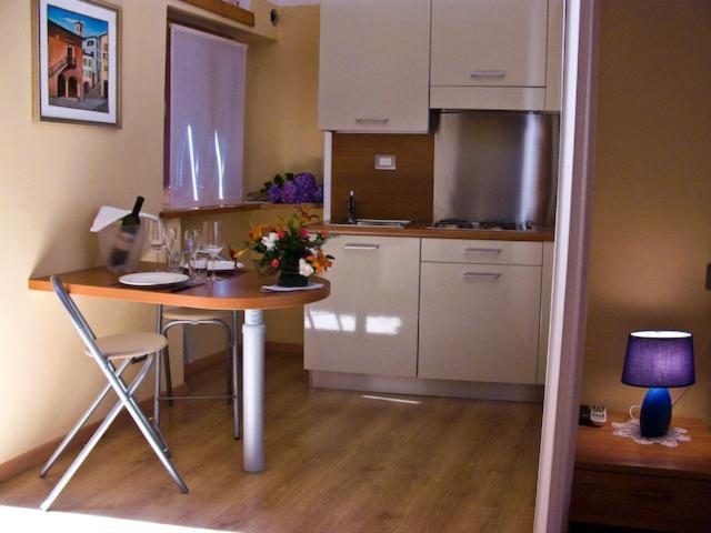 Appartamenti Vacanze E Camere Roccetta Fiorita ペッテナスコ エクステリア 写真